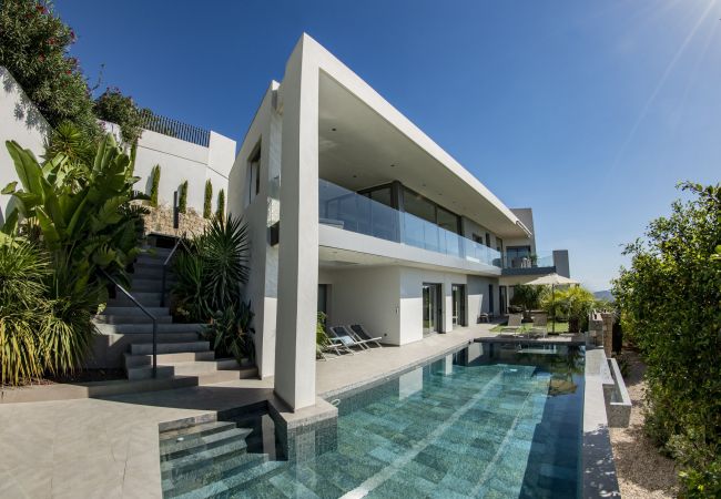 Villa en Moraira - Graham Holiday Rentals - Moraira Breeze