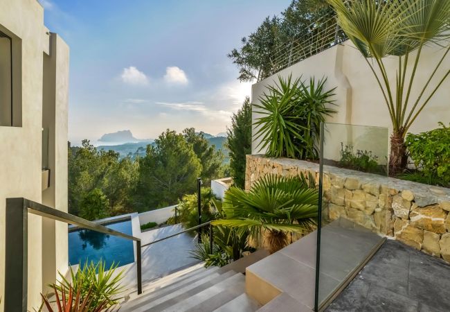 Villa in Moraira - Graham Holiday Rentals - Moraira Breeze Villa in Moraira - Graham Holiday Rentals - Moraira Breeze