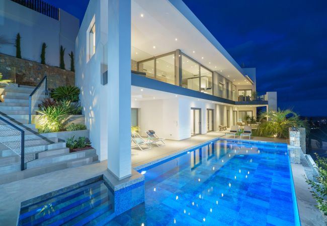 Villa in Moraira - Graham Holiday Rentals - Moraira Breeze Villa in Moraira - Graham Holiday Rentals - Moraira Breeze