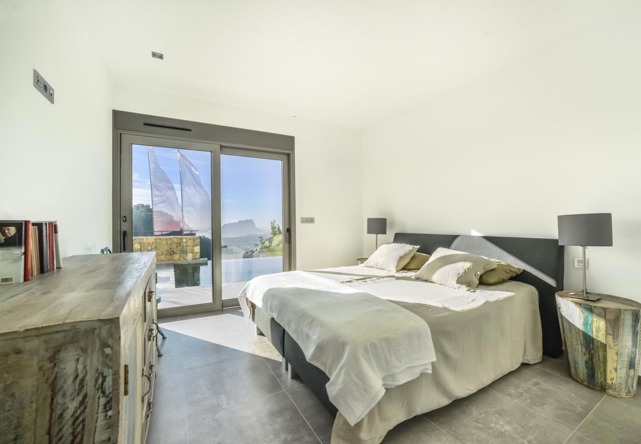 Villa in Moraira - Graham Holiday Rentals - Moraira Breeze Villa in Moraira - Graham Holiday Rentals - Moraira Breeze