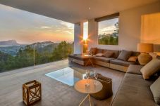 Villa in Moraira - Graham Holiday Rentals - Moraira Breeze