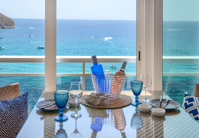 Apartment in Moraira - Graham Holiday Rentals - El Portet Moraira Apartment in Moraira - Graham Holiday Rentals - El Portet Moraira