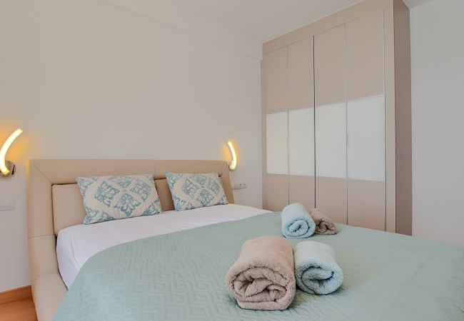 Apartment in Moraira - Graham Holiday Rentals - El Portet Moraira Apartment in Moraira - Graham Holiday Rentals - El Portet Moraira